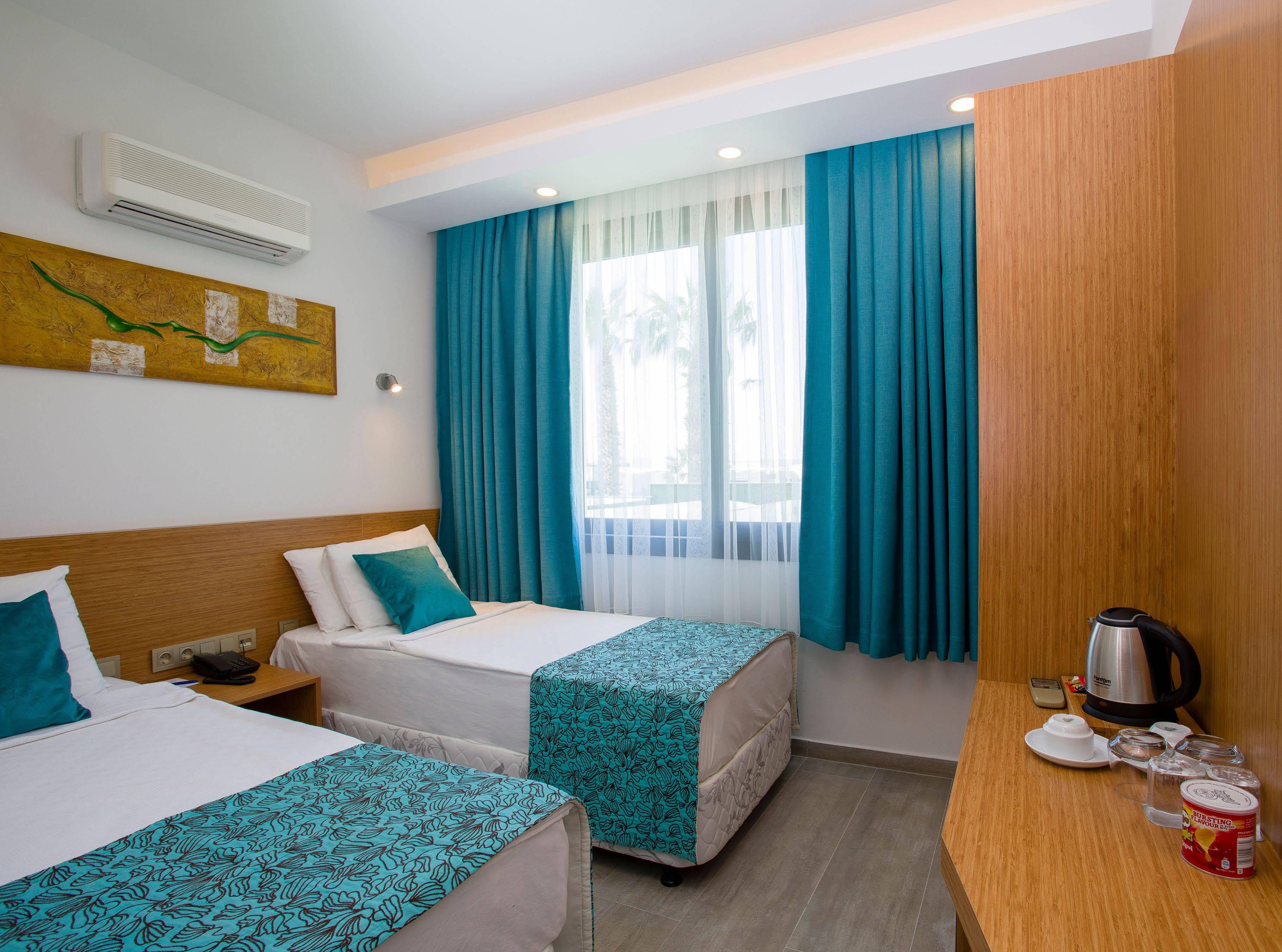 My Marin Otel Turgutreis Luaran gambar